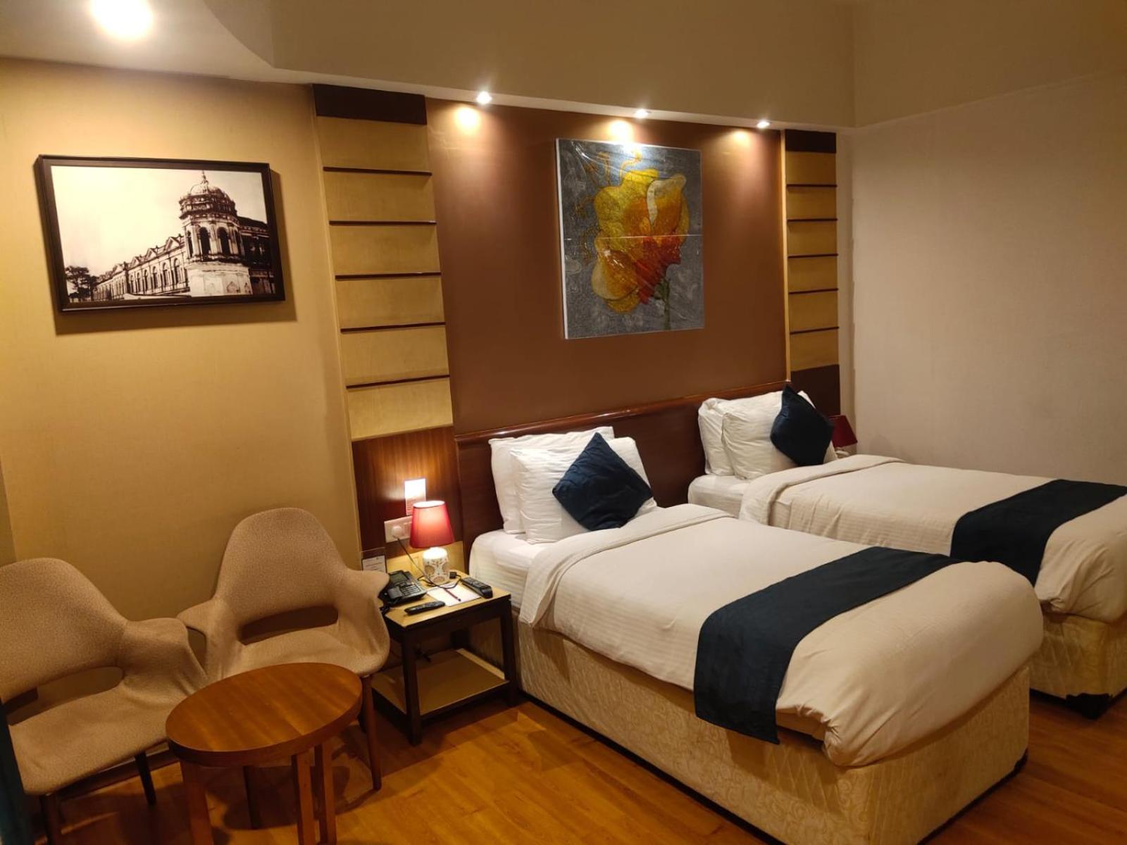 Hotel The Plaza Hyderabad Exterior foto
